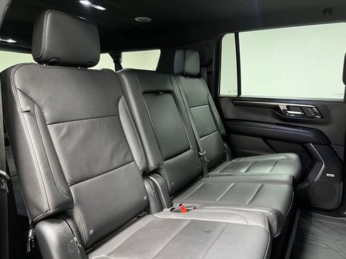 Used 2025 Chevrolet Suburban LT w/ Comfort Package image 53