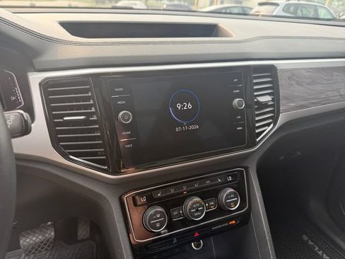 Used 2022 Volkswagen Atlas Cross Sport SE w/ Panoramic Sunroof Package AWD/4WD image 29