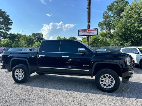 Used 2016 GMC Sierra 1500 SLE w/ All-Terrain Package AWD/4WD image 3