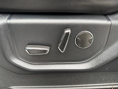 Used 2019 Ford F250 Lariat w/ Lariat Ultimate Package image 27