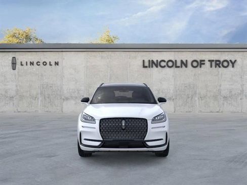 New 2026 Lincoln Corsair Premiere image 6