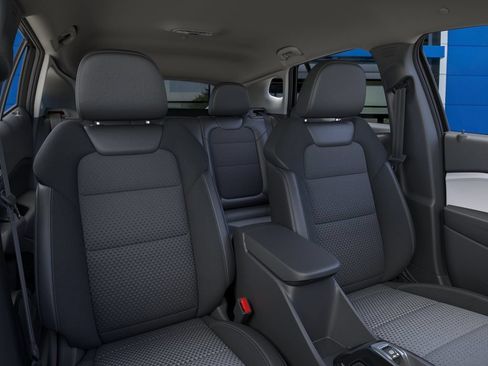 New 2026 Chevrolet Trax LT w/ LT Convenience Package FWD image 16