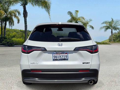 Used 2024 Honda HR-V Sport image 5