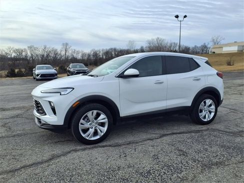 Used 2025 Buick Encore GX Preferred image 30