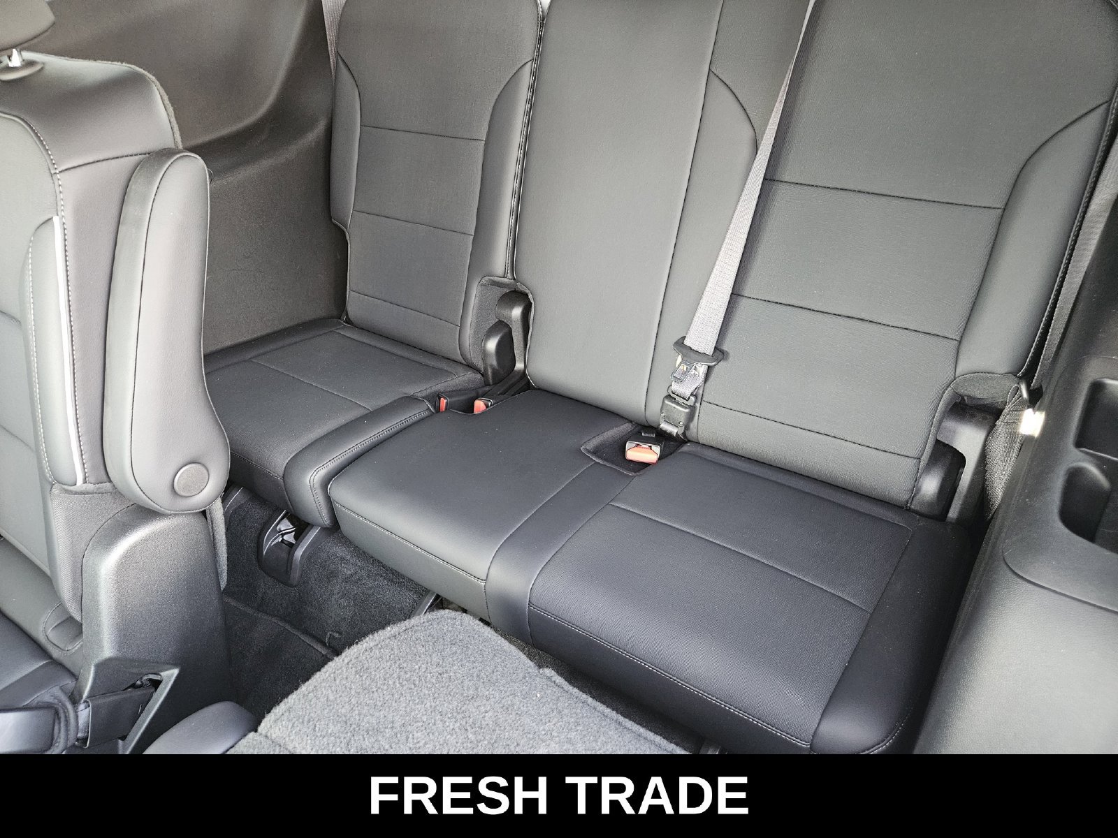 Used 2026 Buick Enclave Preferred FWD image 34