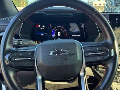 Used 2024 Chevrolet Colorado Z71 w/ Advanced Trailering Package AWD/4WD image 11