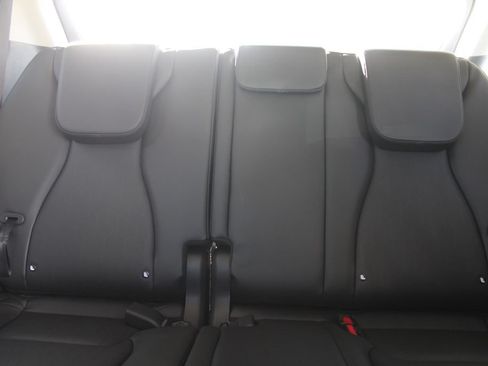 New 2027 Kia Carnival SX w/ Dark Edition Package FWD image 70