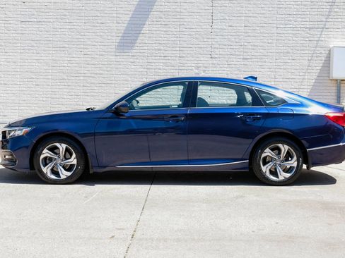 Used 2018 Honda Accord EX-L image 10