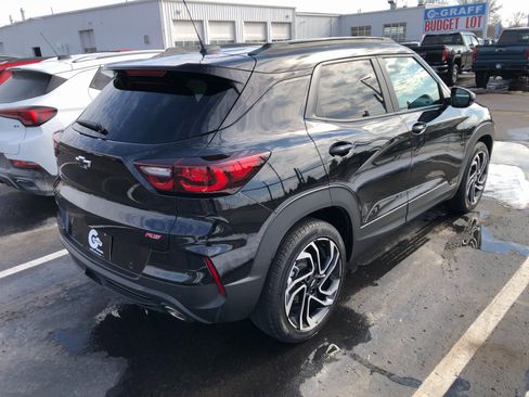 Certified 2025 Chevrolet TrailBlazer RS w/ Convenience Package image 4