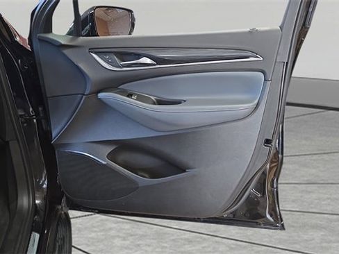 Used 2023 Buick Enclave Essence w/ LPO, Touring Package image 26