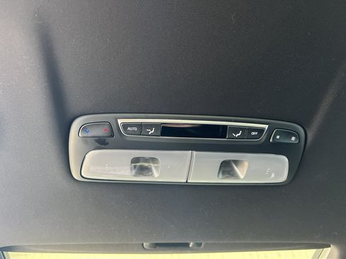 Used 2025 Kia Telluride AWD image 24
