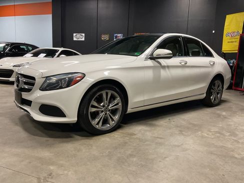 Used 2018 Mercedes-Benz C 300 4MATIC Sedan w/ Multimedia Package image 4