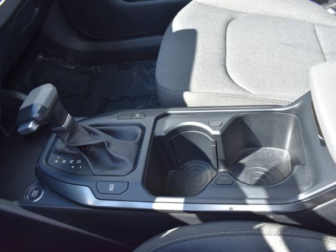 Used 2025 Kia K4 LXS image 23