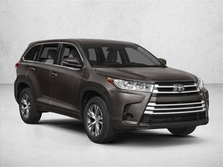 Used 2019 Toyota Highlander Plus video 3