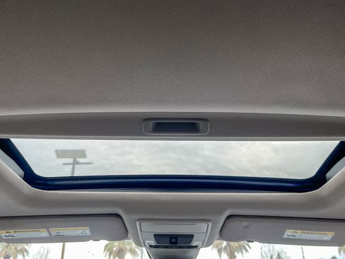 Used 2024 Honda CR-V EX image 15