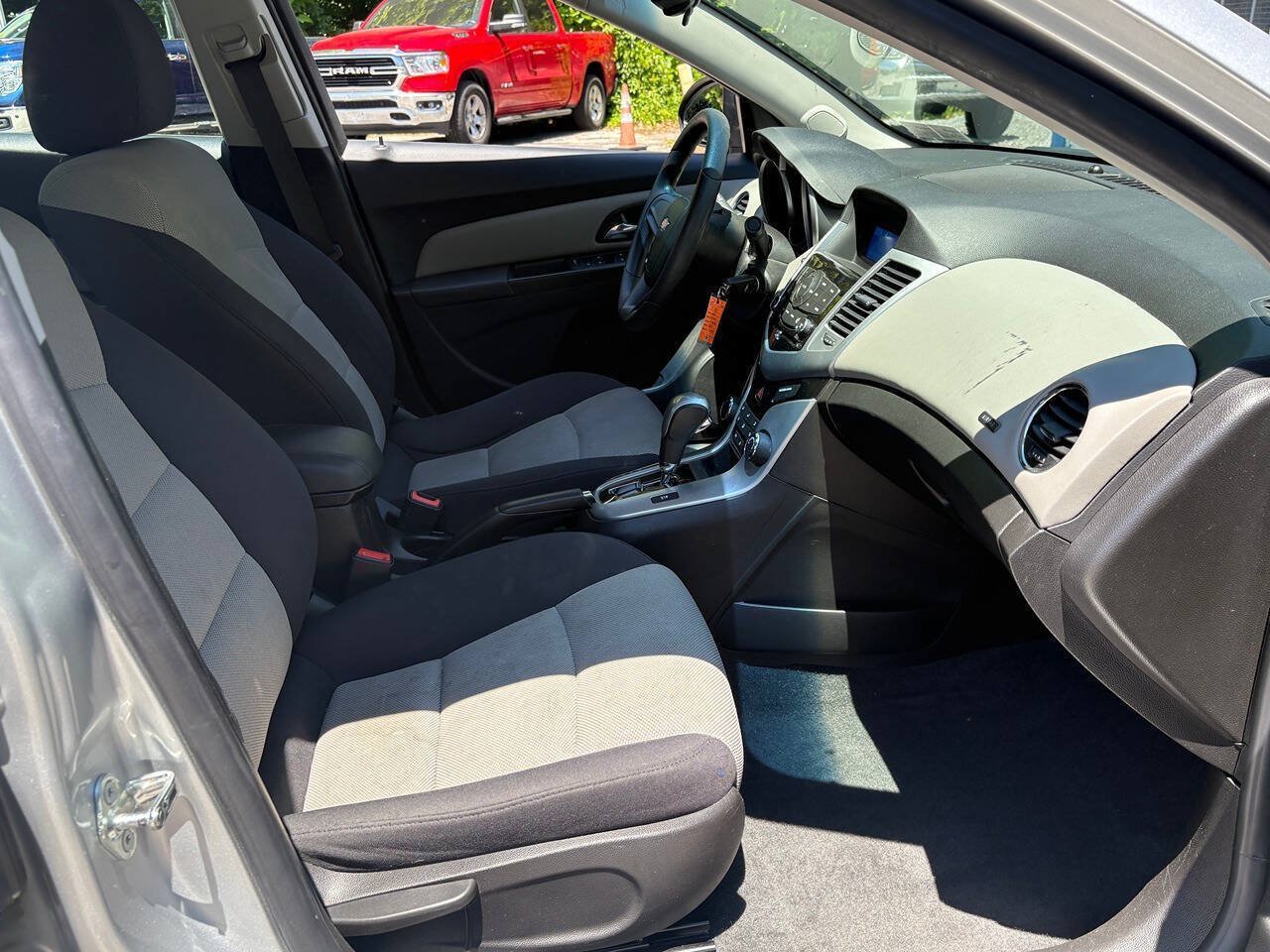 Used 2016 Chevrolet Cruze LS FWD image 19