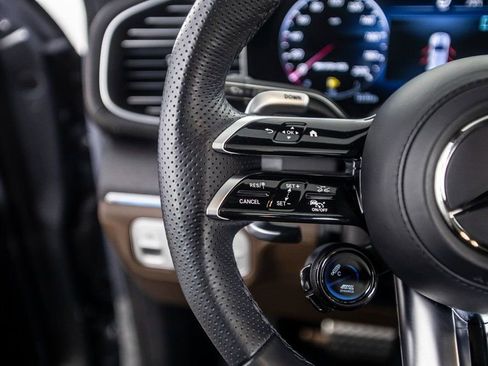 Used 2024 Mercedes-Benz GLS 63 AMG 4MATIC image 38