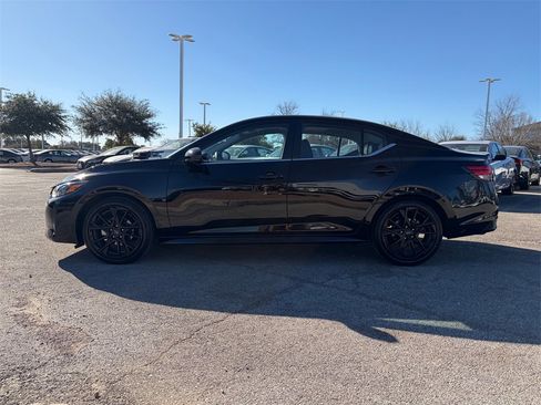 Certified 2025 Nissan Sentra SR w/ SR Premium Package image 6