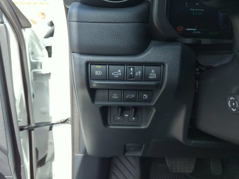 Used 2025 Toyota Land Cruiser AWD/4WD image 19
