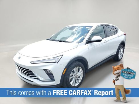 Used 2025 Buick Envista Sport Touring FWD image 3