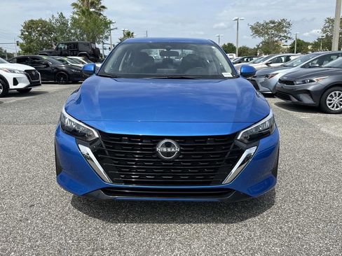 Certified 2025 Nissan Sentra SV FWD image 9