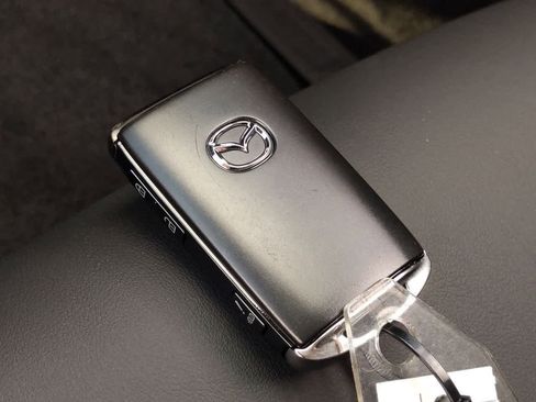 New 2025 MAZDA CX-30 AWD 2.5 S w/ Select Sport Pkg image 34