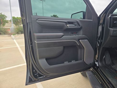 Used 2025 GMC Sierra 1500 AT4X AWD/4WD image 12