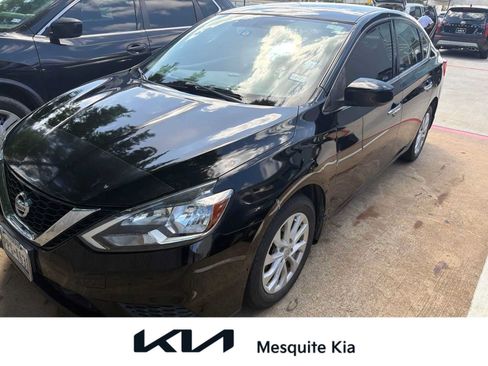 Used 2018 Nissan Sentra SV FWD image 1