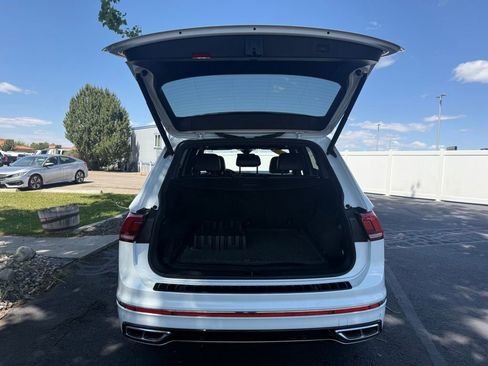 Used 2024 Volkswagen Tiguan SEL R-Line AWD/4WD image 28