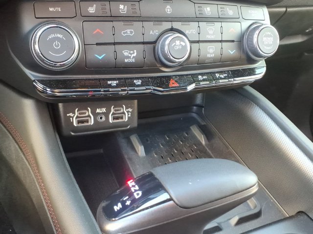 Certified 2025 Dodge Durango R/T AWD/4WD image 18