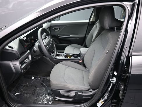Used 2025 Kia K4 FWD image 18