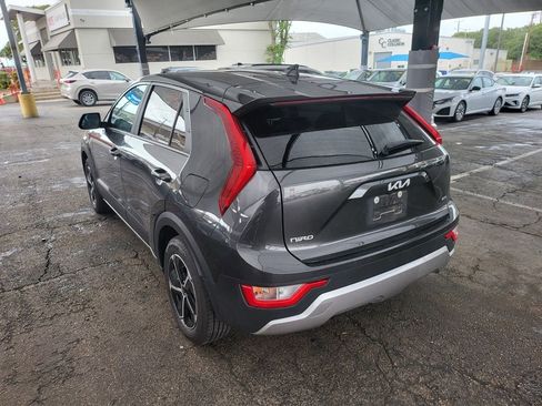 Used 2025 Kia Niro LX FWD image 9