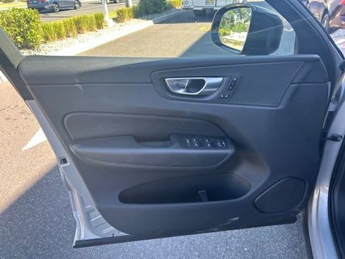 Used 2025 Volvo XC60 B5 Plus AWD/4WD image 20
