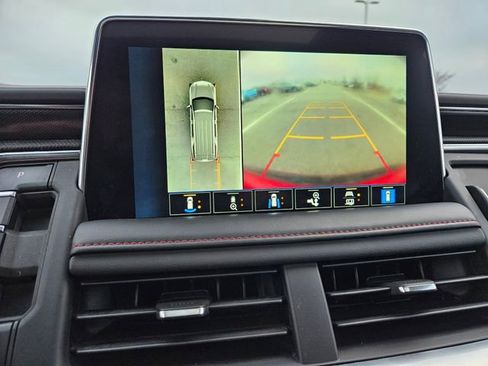 Used 2022 Chevrolet Tahoe RST w/ Luxury Package image 16