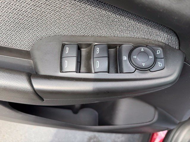 Used 2025 Chevrolet TrailBlazer LT AWD/4WD image 14