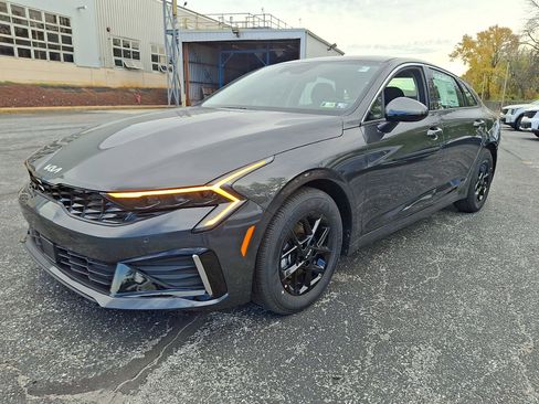 New 2026 Kia K5 LXS FWD image 4