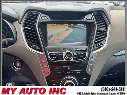 Used 2015 Hyundai Santa Fe GLS w/ Option Group 03 AWD/4WD image 18