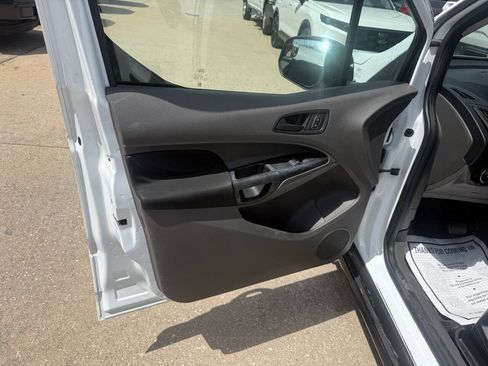 Used 2019 Ford Transit Connect XL FWD image 8
