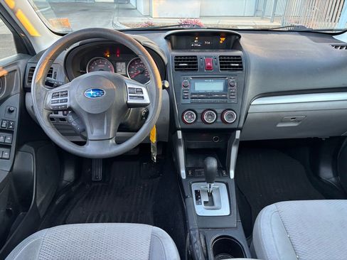 Used 2014 Subaru Forester 2.5i Premium w/ All-Weather Package image 5