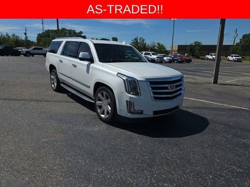 Used 2018 Cadillac Escalade ESV Premium Luxury RWD image 1