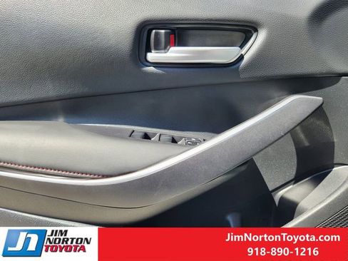 Used 2024 Toyota Corolla SE FWD image 24