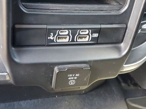 Used 2019 RAM 1500 Big Horn AWD/4WD image 11