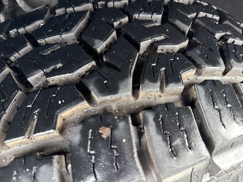 Used 2024 Chevrolet Silverado 1500 ZR2 w/ Technology Package image 12