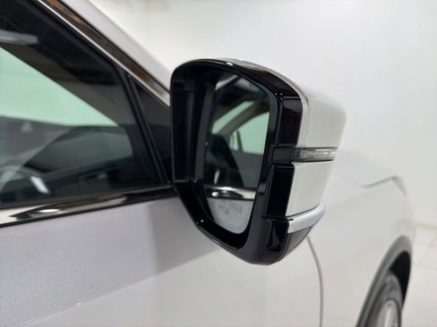 Certified 2023 Acura MDX SH-AWD w/ Advance Package image 31