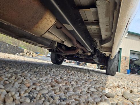 Used 2014 Ford E-350 and Econoline 350 Super Duty w/ Interior Upgrade Package image 21