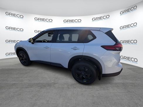 New 2026 Nissan Rogue SV w/ Cold Weather Package FWD image 6