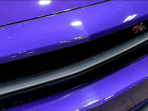 Used 2013 Dodge Challenger R/T RWD image 28