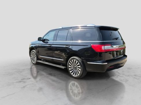Used 2018 Lincoln Navigator Reserve AWD/4WD image 6