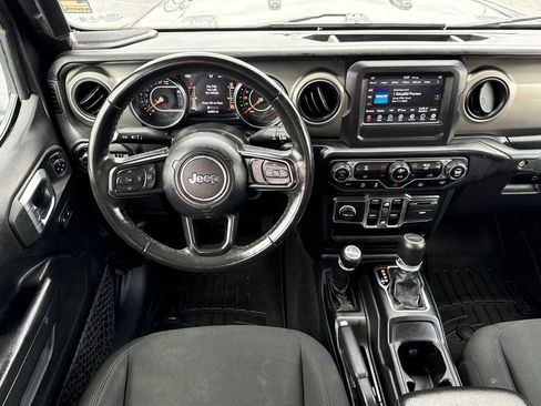 Used 2021 Jeep Gladiator Sport AWD/4WD image 22