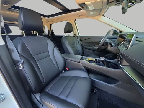 New 2026 Nissan Rogue SV AWD/4WD image 11